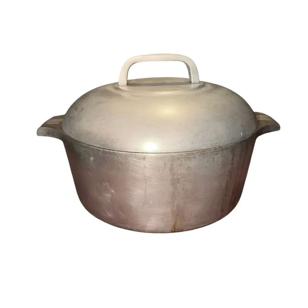 Vtg Wagner Ware Sidney-O Magnalite 5 Qt Dutch Oven Round With Lid 4248-M 1950s